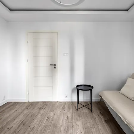 11th Floor Center - 57m2, Two Bedrooms - By Rentujemy Appartement