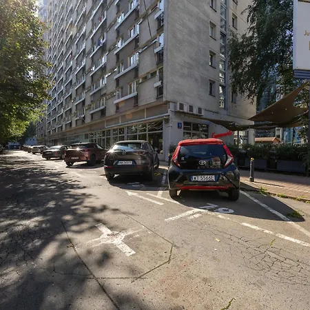 11th Floor Center - 57m2, Two Bedrooms - By Rentujemy Daire *