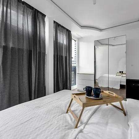 Appartamento 11th Floor Center - 57m2, Two Bedrooms - By Rentujemy Varsavia