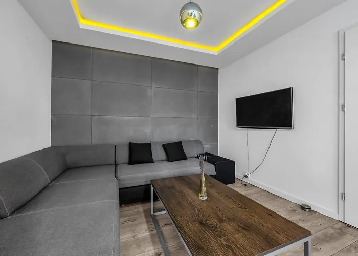 Apartment 11th Floor Center - 57m2, Two Bedrooms - By Rentujemy Warsaw